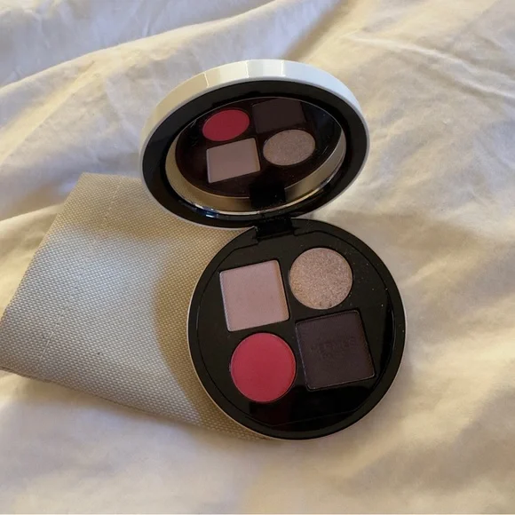 Hermes Paris Eyeshadow 01 - Picture 1 of 6